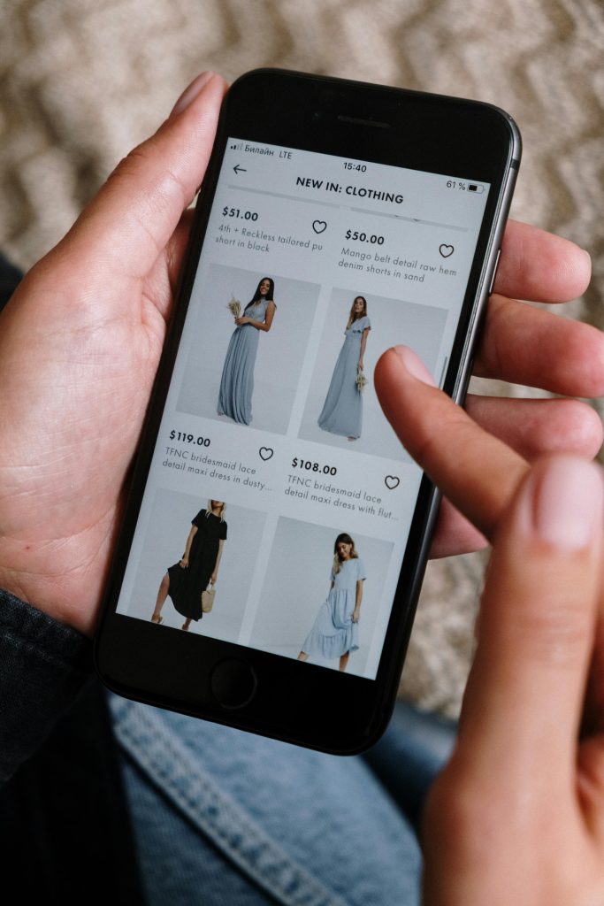 The Rise of Social Commerce: Shopping Without Leaving the App